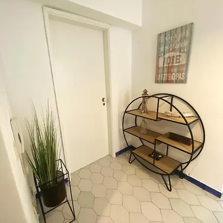 Lägenhet Cosy In With Balcony And Sea View 9 M² *