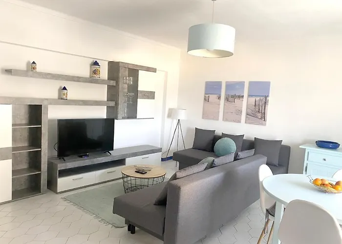 Cosy In With Balcony And Sea View - 9 M² *