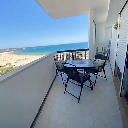 Apartment Cosy In With Balcony And Sea View - 9 M² Portimao