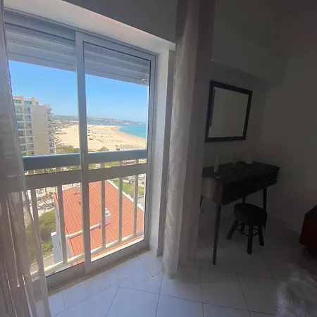 Cosy In With Balcony&sea View - 9 M² * Portimão