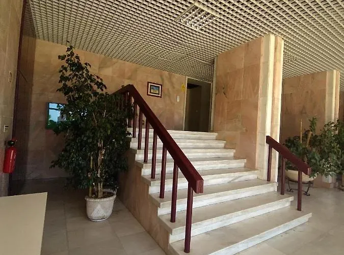 Cosy In With Balcony And Sea View - 9 M²