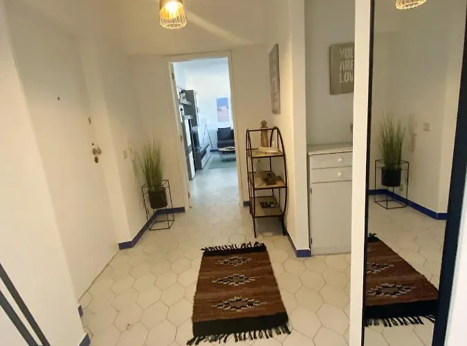 Apartment Cosy In With Balcony And Sea View - 9 M² *