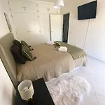 Cosy In With Balcony And Sea View - 9 M² *