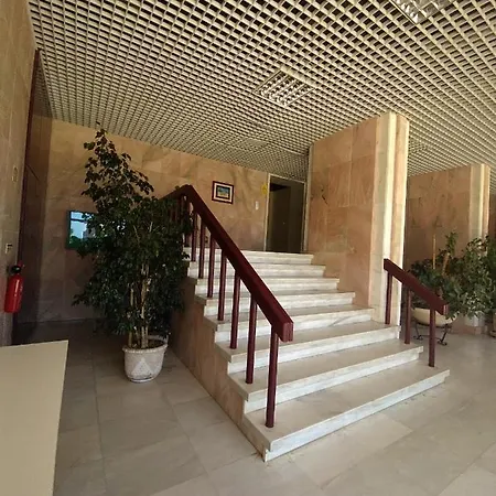 Cosy In With Balcony And Sea View - 9 M²