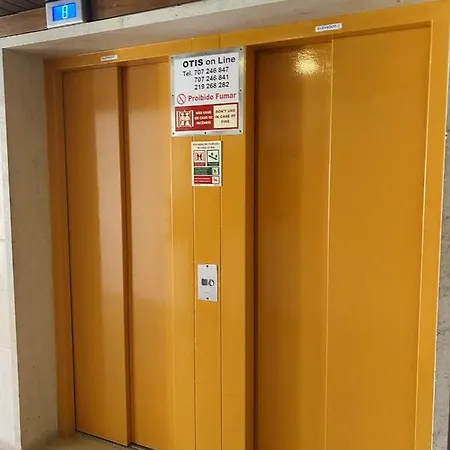 Cosy In With Balcony And Sea View - 9 M² *